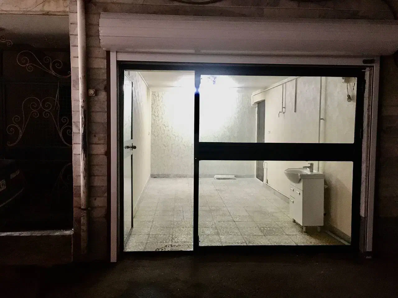 اجاره  مغازه جهت انبار  یا آرایشگاه زنانه|اجارهٔ مغازه و غرفه|رشت, فلسطین|دیوار