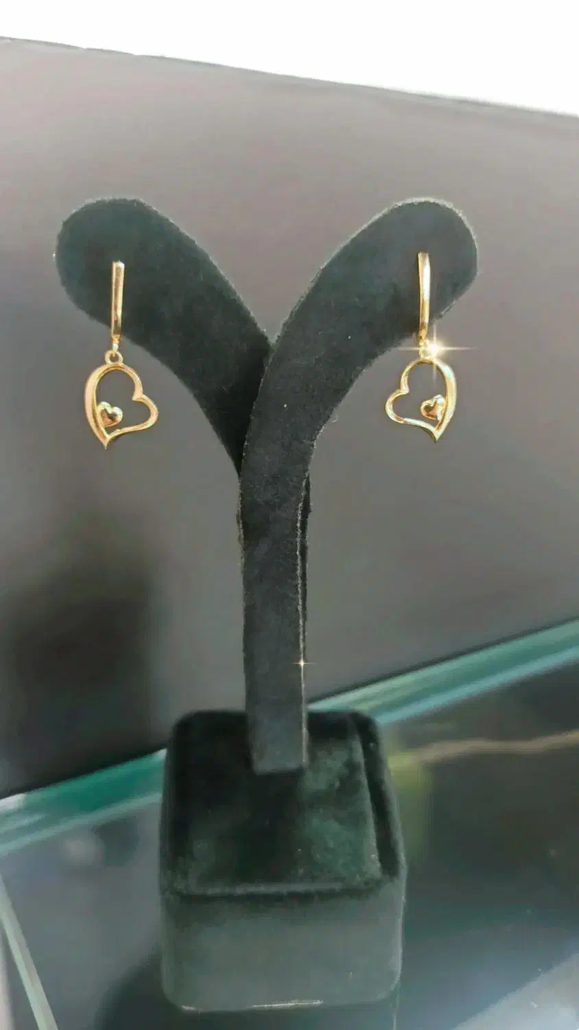 گوشواره قلب|جواهرات|قم, نیروگاه|دیوار