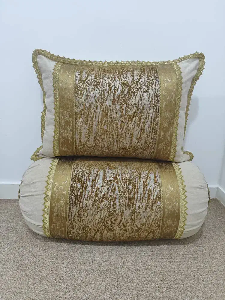 بالشت محلی|رختخواب، بالش، پتو|دهدشت, |دیوار