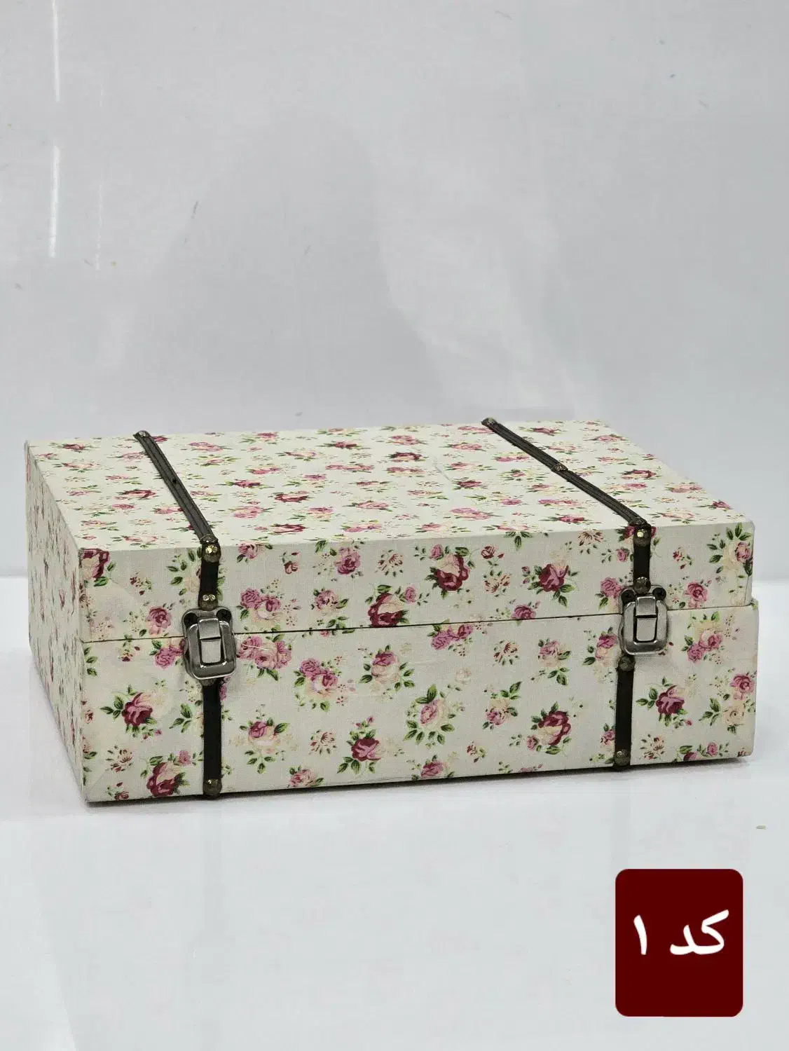 چمدون چوبی طرح گل|صنایع دستی و سایر لوازم تزئینی|گرگان, |دیوار