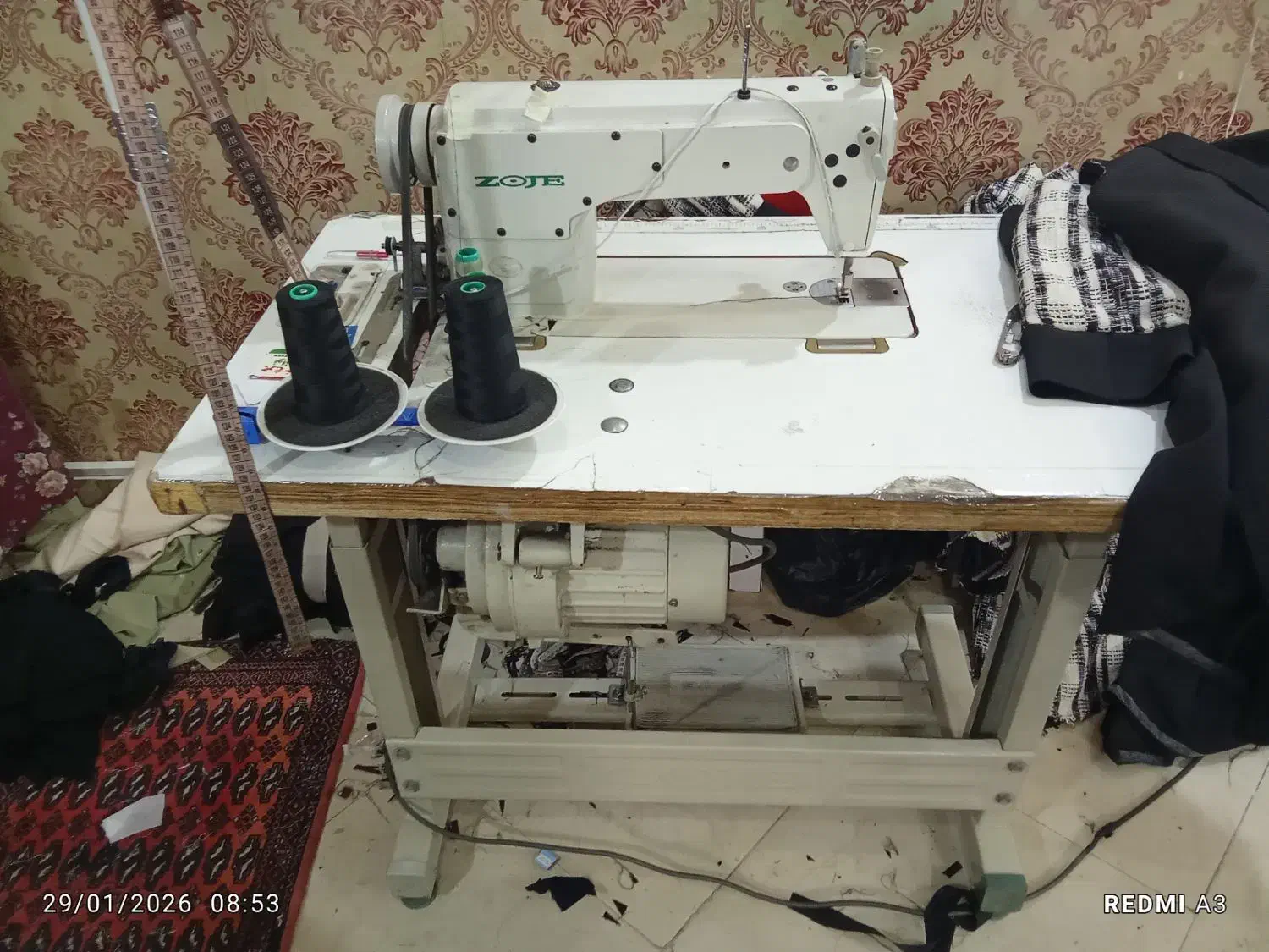 تعدادی چرخ خیاطی صنعتی. دینام بزرگ کارکرده تمیز|چرخ خیاطی و ریسندگی|مشهد, عامل|دیوار