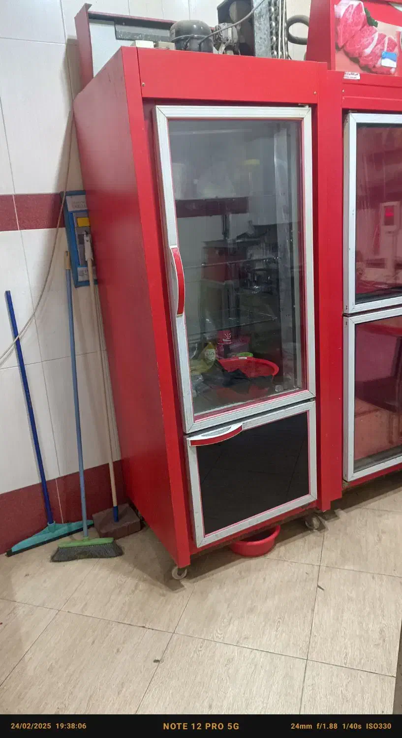 قفسه فروشگاهی و یخچال|فروشگاه و مغازه|تبریز, |دیوار