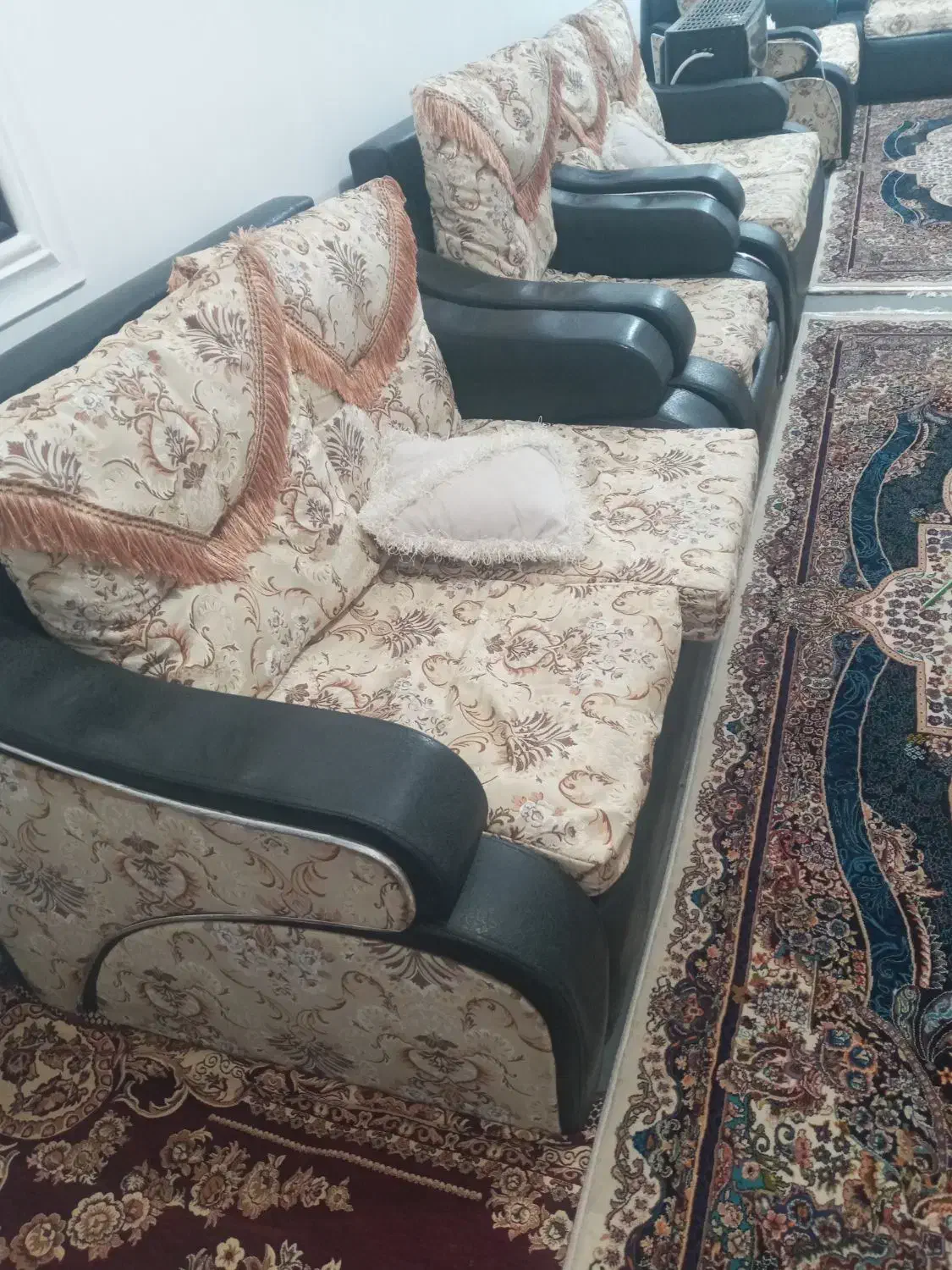 مبل ۱۲ نفری|مبلمان خانگی و میز عسلی|شوط, |دیوار