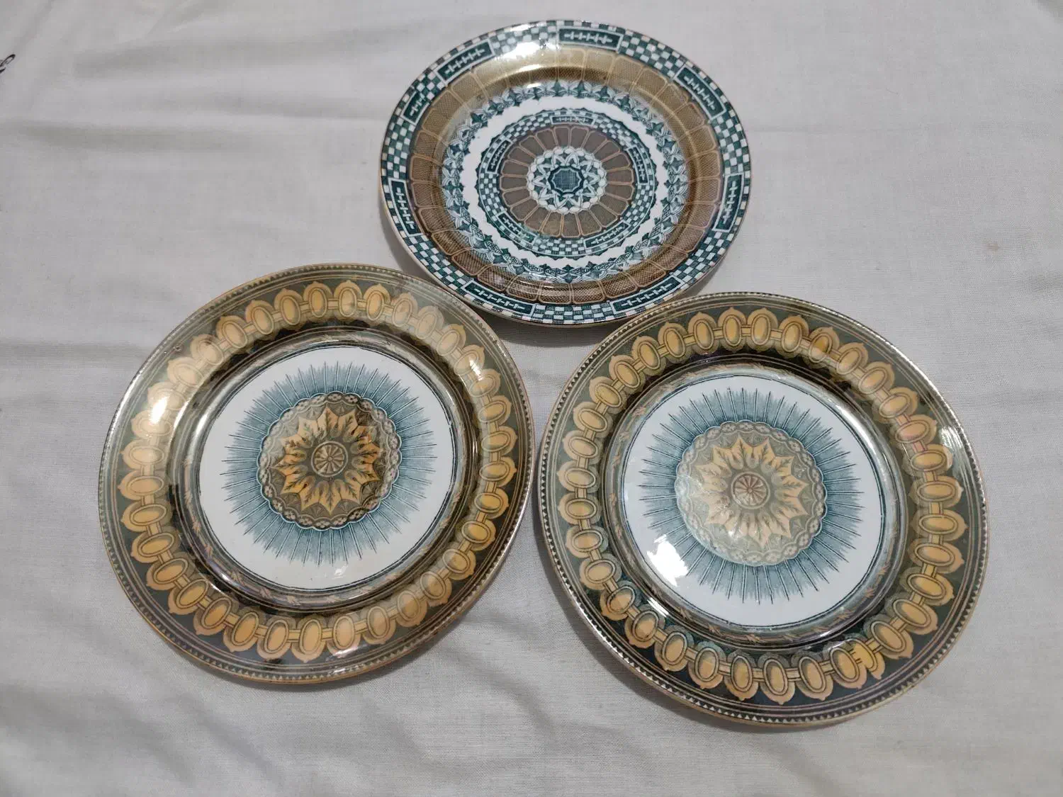 بشقاب قدیمی بالی|کلکسیون اشیاء عتیقه|بهبهان, |دیوار