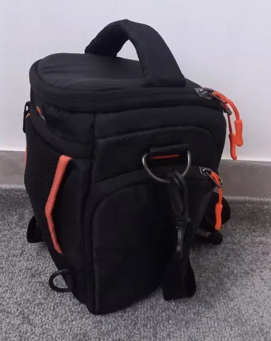 کیف دوربین عکاسی نو و سالم|دوربین عکاسی و فیلمبرداری|همدان, |دیوار