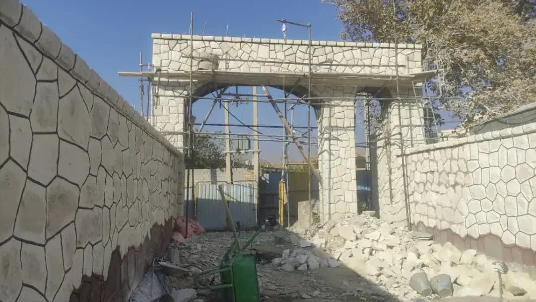 اجرای سنگ مالون و ورقه ایی|خدمات پیشه و مهارت|هشتگرد, فاز ۳ مهستان|دیوار