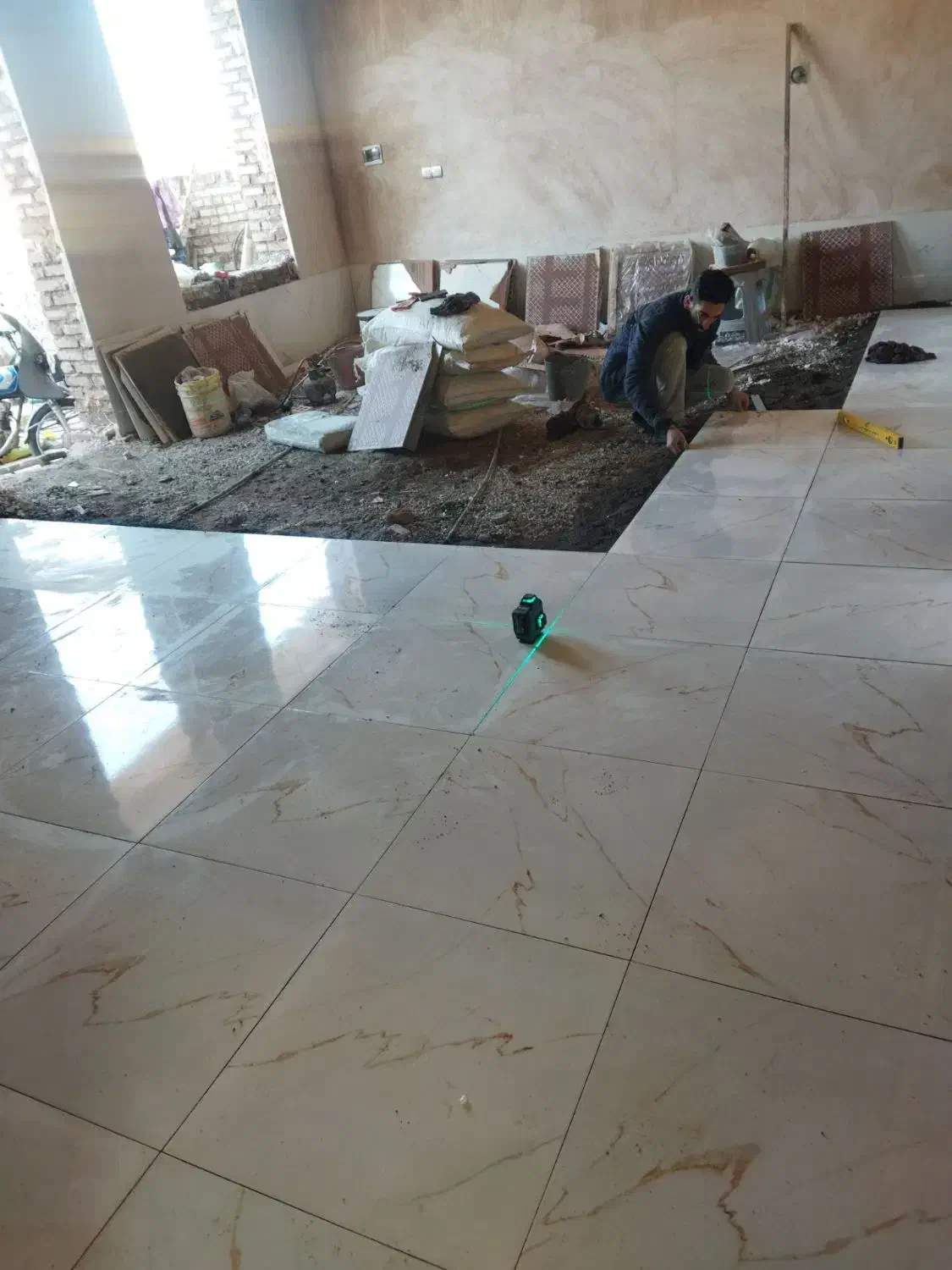 کاشی‌کاری و نما رومی|خدمات پیشه و مهارت|خوی, |دیوار