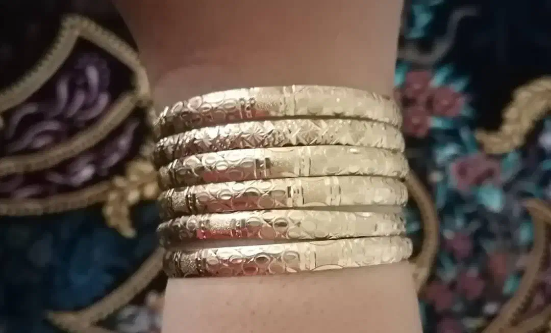 فروش 9 عدد النگو به وزن 32 گرم 200 بالا تابلو|جواهرات|بم, |دیوار