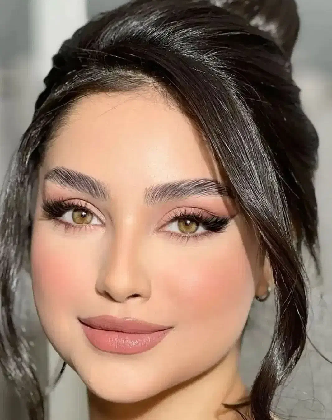 میکاپ تخصصی فقط 450|خدمات آرایشگری و زیبایی|رشت, یخسازی|دیوار