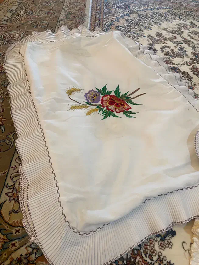 روبالشتی|روفرشی|یاسوج, |دیوار