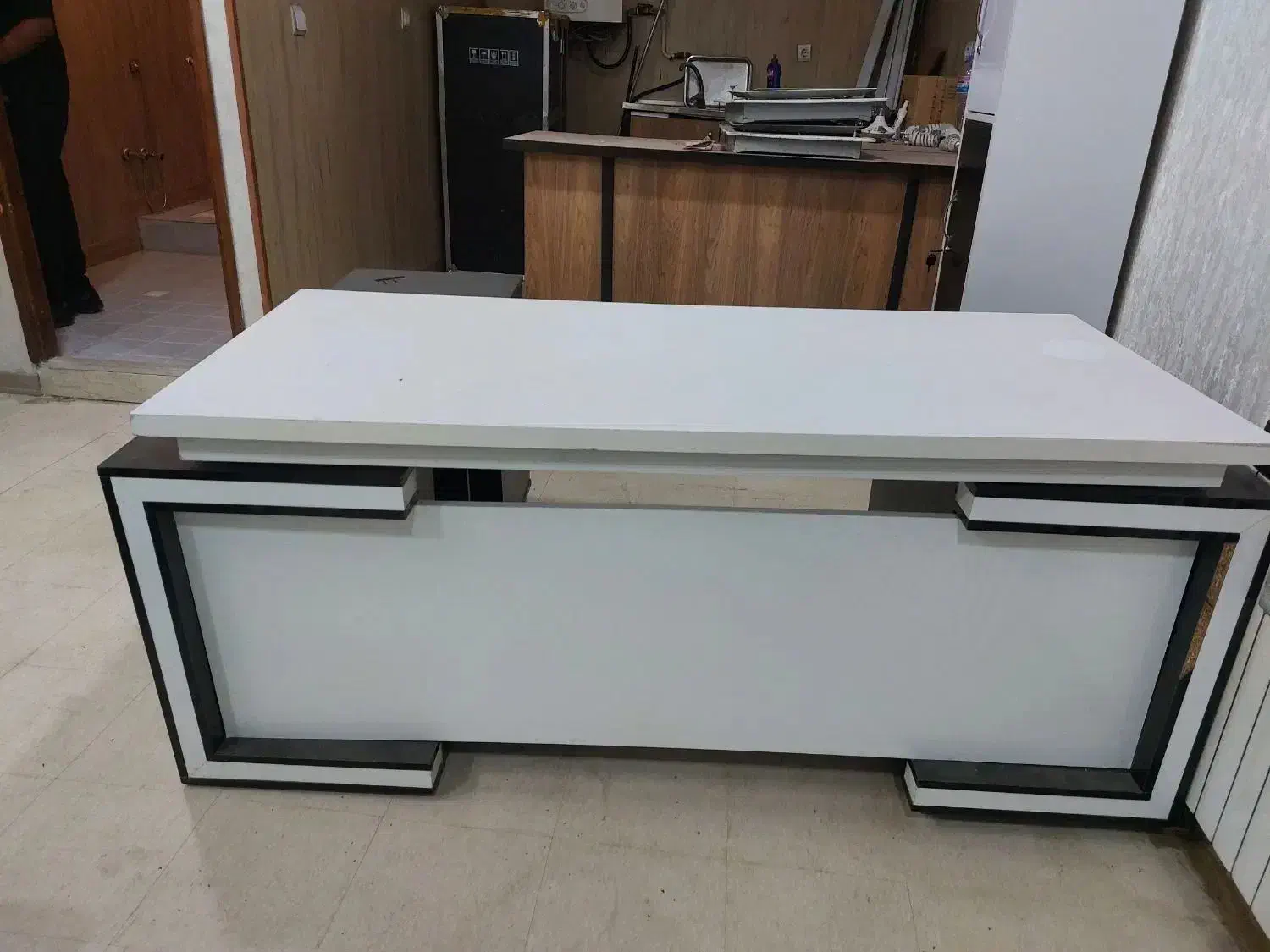 فروش مجموعه کامل مبلمان و میز و صندلی اداری|دفتر کار|یزد, |دیوار