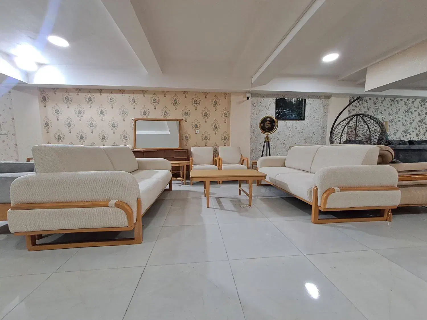 مبل گانار|مبلمان خانگی و میز عسلی|شاهین دژ, |دیوار