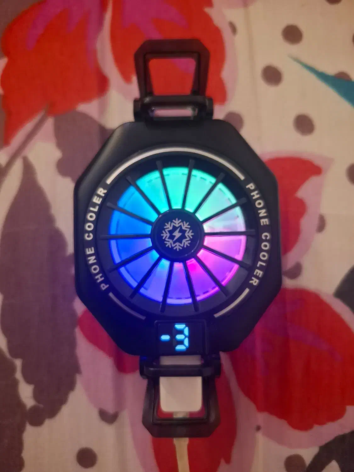 فن خنک کننده گوشی|لوازم جانبی موبایل و تبلت|رشت, سعدی (تختی)|دیوار