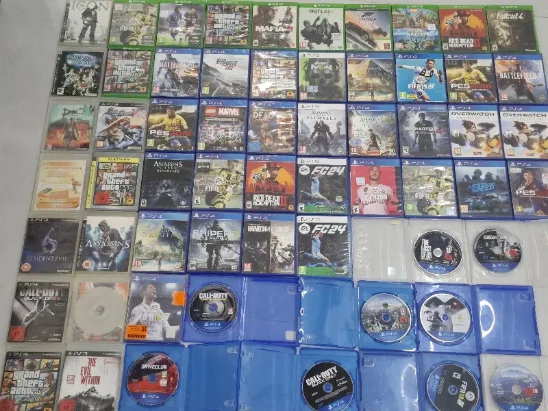 تعدادی بازی 3/5/ps4 و Xbox و هدفون|کنسول، بازی ویدئویی و آنلاین|تهران, چیتگر جنوبی|دیوار