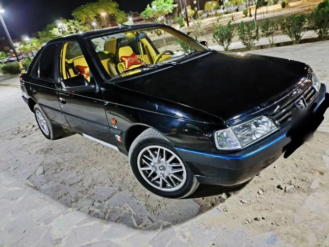 پژو 405 مشکی عروسک|خودرو سواری و وانت|اصفهان, بهارستان|دیوار