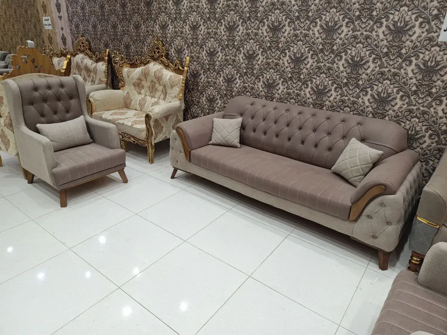 10نقد الباقیماهی4 مبلتهرانفرهنگیان|مبلمان خانگی و میز عسلی|همدان, |دیوار