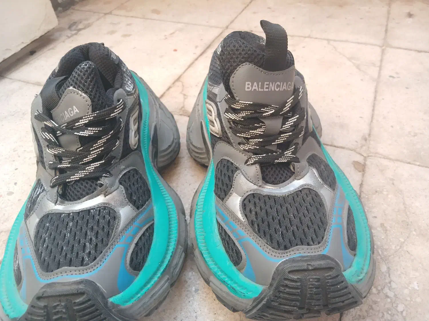 کتونی بالنسیگا|کیف، کفش، کمربند|تهران, قصر فیروزه ۲|دیوار