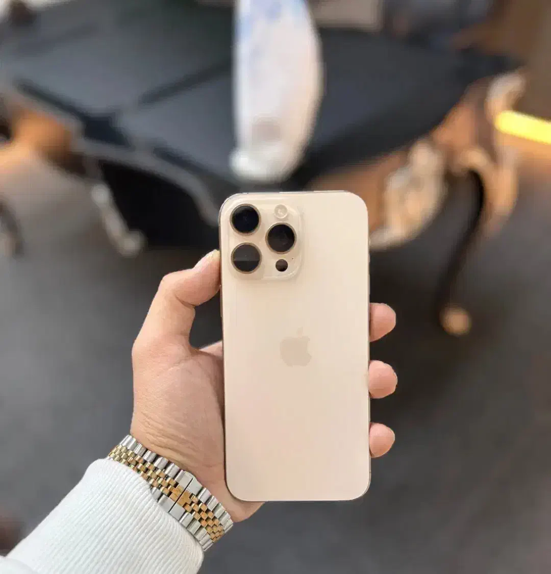 آیفون ۱۶پرومکس باطری ۱۰۰حافظه۵۱۲|موبایل|مشهد, گلشور|دیوار