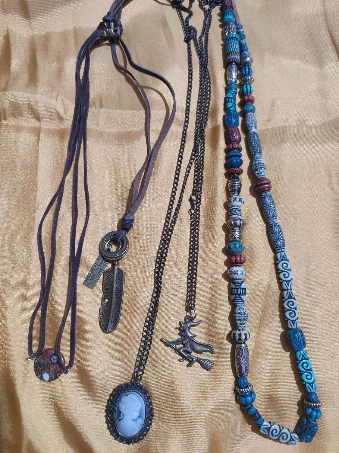 گردنبند و دستبند|بدلیجات|تهران, تهرانپارس جنوبی|دیوار