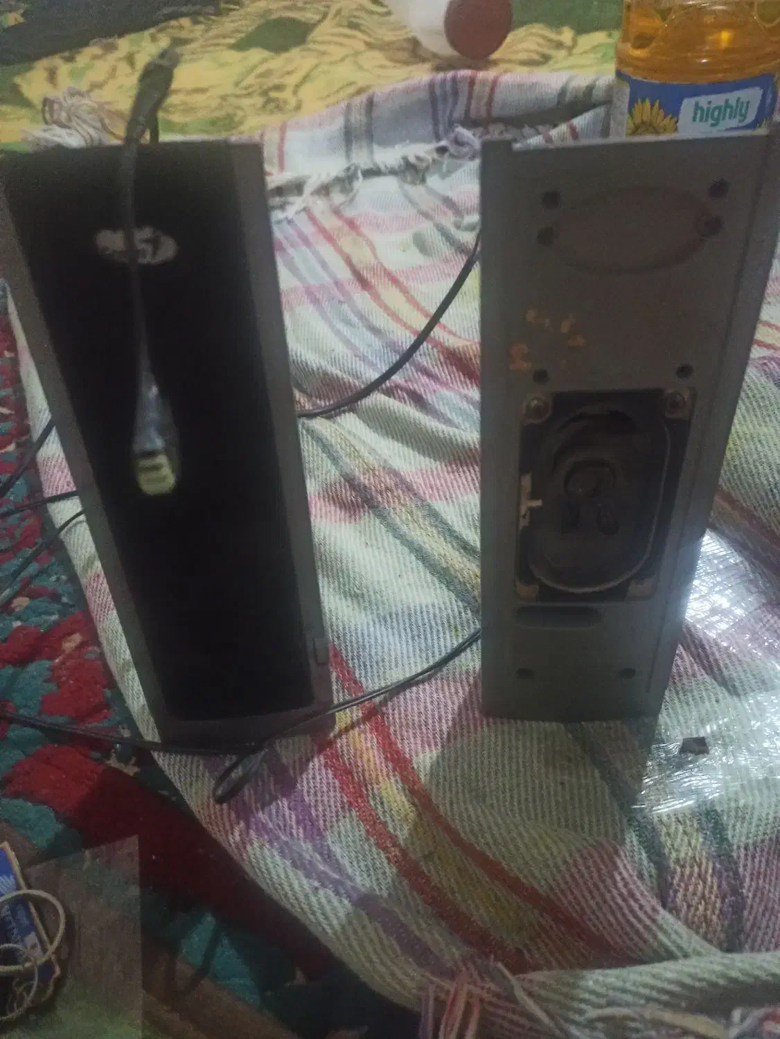 دوتا اسپیکر باسیم وصل میشه به گوشی تون|سیستم صوتی خانگی|بم, |دیوار