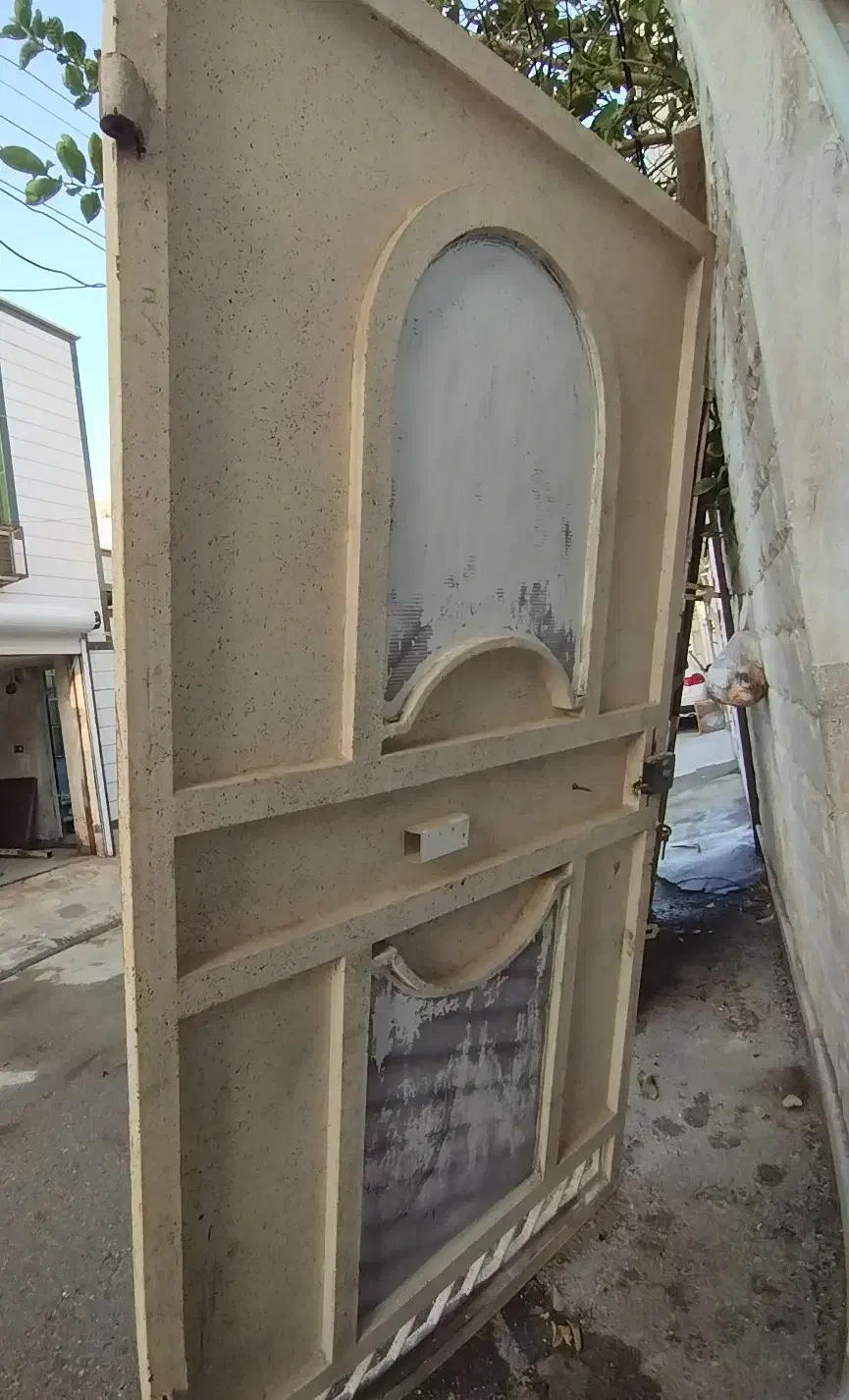 درب حیاط مدل دار|مصالح و تجهیزات ساختمان|بوشهر, |دیوار