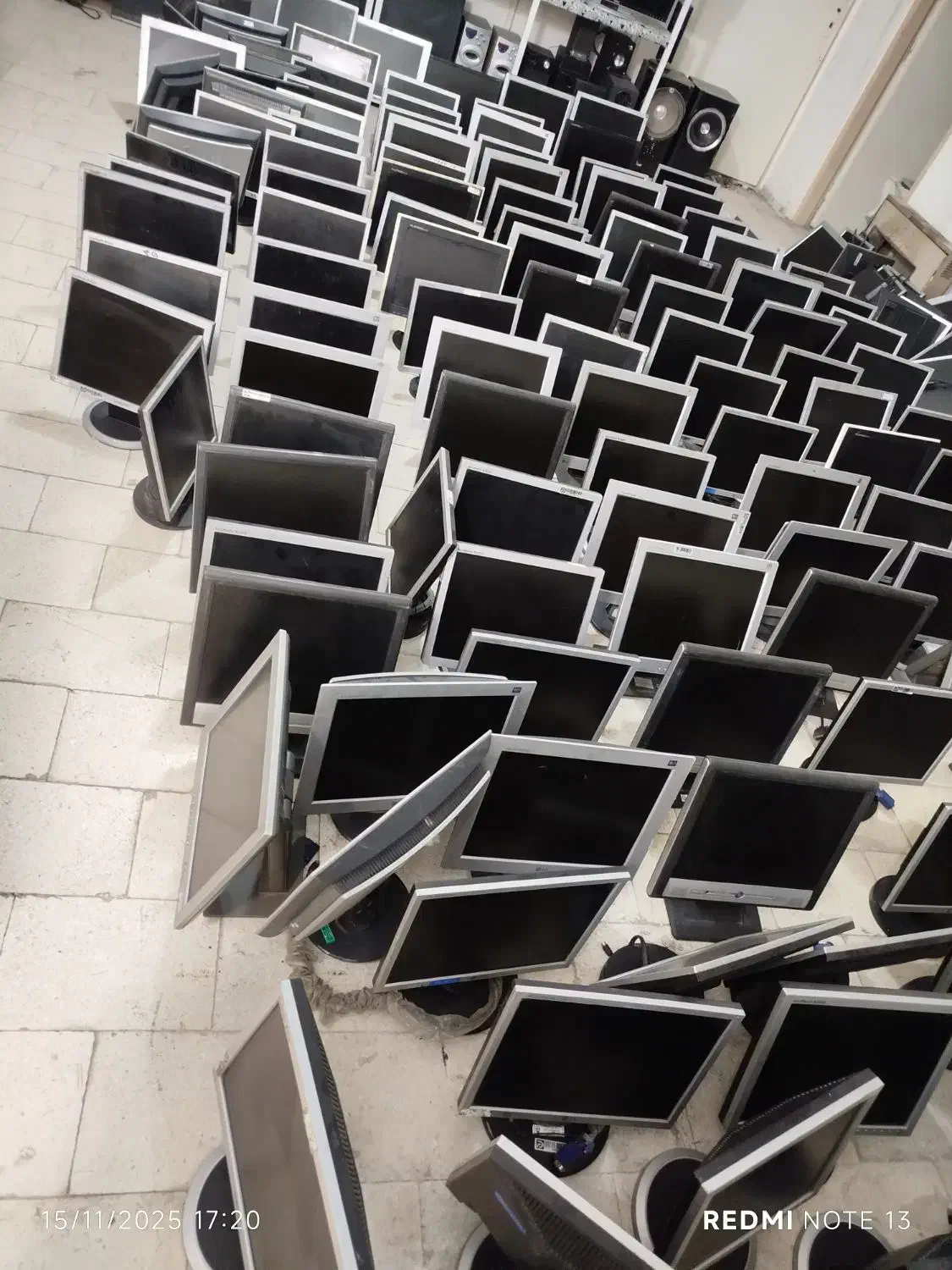 مانیتور|قطعات و لوازم جانبی رایانه|تهران, نیلوفر|دیوار