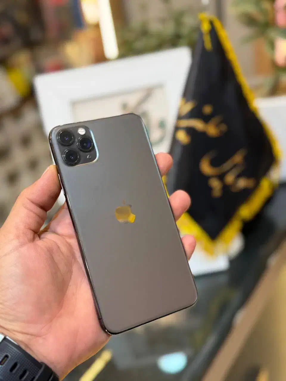 iphone 11promax حافظه 256 و 64 هر دو zaa|موبایل|نیشابور, امام خمینی|دیوار