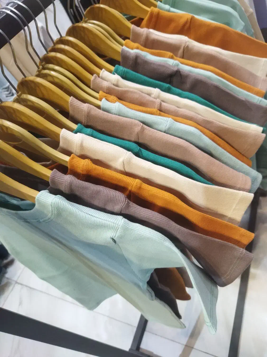 کراپ|لباس|کرمان, |دیوار