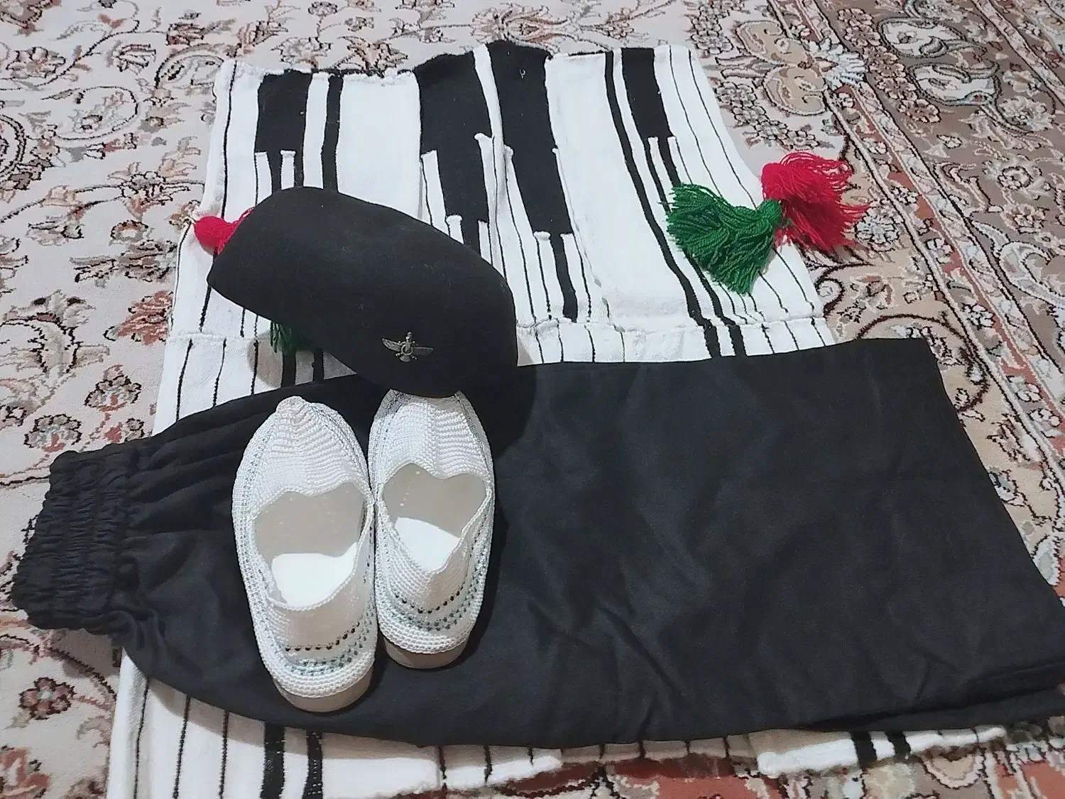 لباس بختیاری بچه گانه( توضیحات خوانده شود)|لباس|اهواز, شهرک حفاری|دیوار