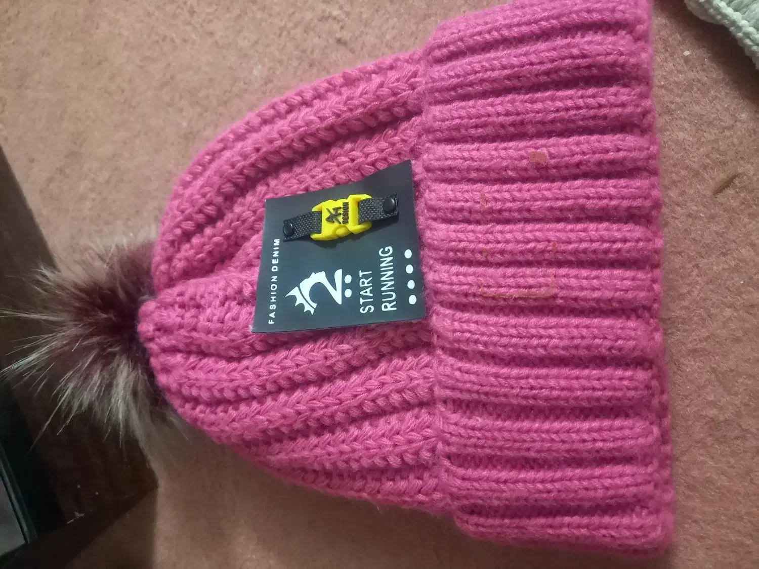 کلاه بافتنی نو|لباس|شاهرود, |دیوار