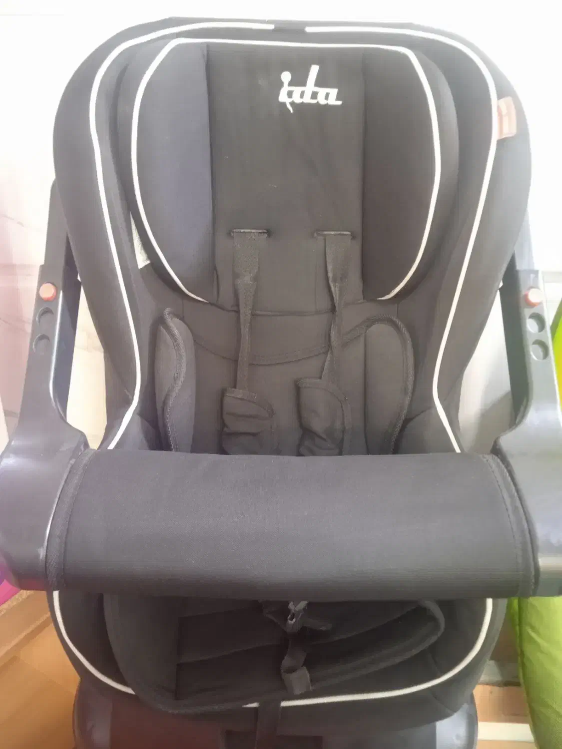 صندلی ماشین|تخت و صندلی بچه|مشکیندشت, |دیوار