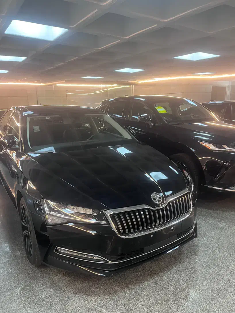 اشکودا سوپرب|خودرو سواری و وانت|تهران, اراضی عباس آباد|دیوار