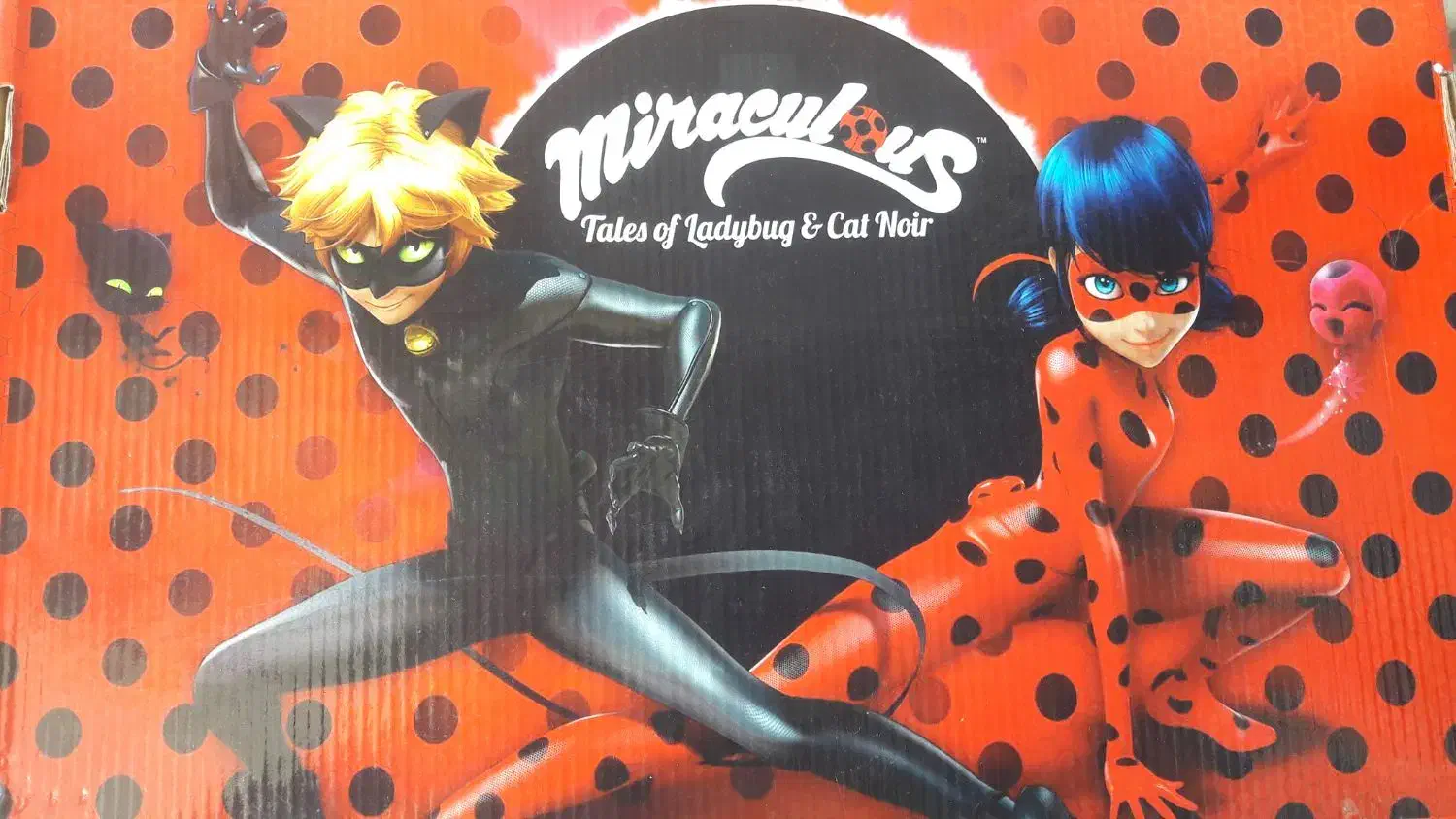 ی یسری    لباس بچه موجود هست با قیمت کم|لباس|سنندج, |دیوار