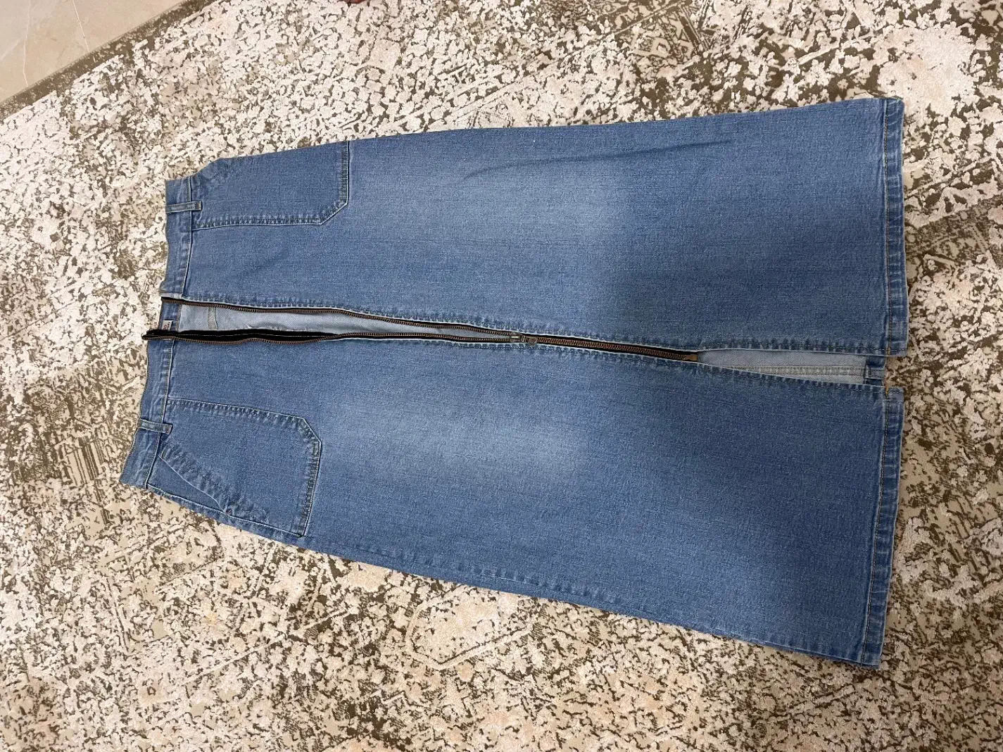 دامن جین|لباس|خرم‌آباد, |دیوار