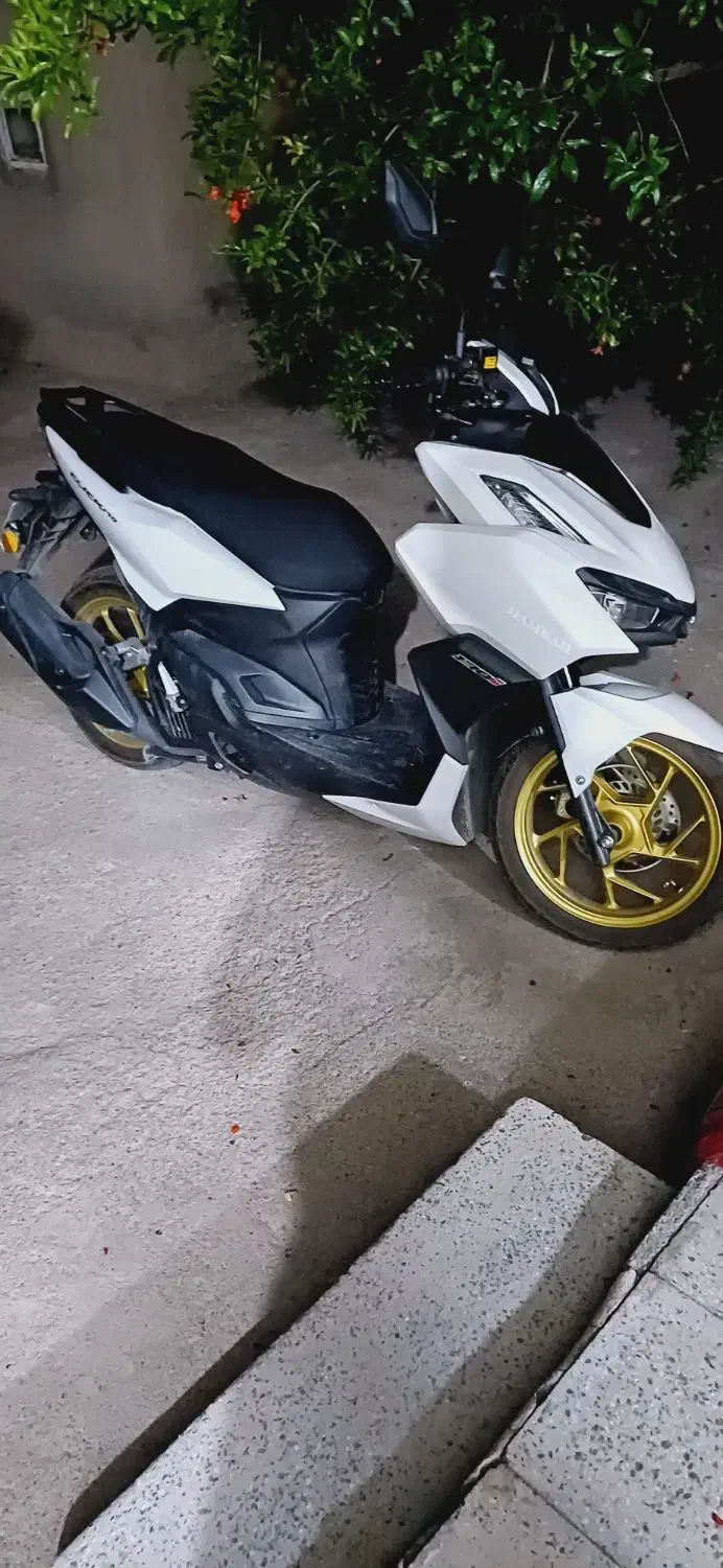 واریو ۱۷۰ همراه موتور|موتورسیکلت|خوی, |دیوار