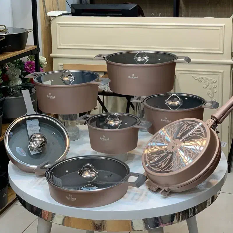 طرح تعویض قابلمه چدن نو با کهنه سرویس کامل تابه|ظروف پخت‌وپز|یزد, |دیوار