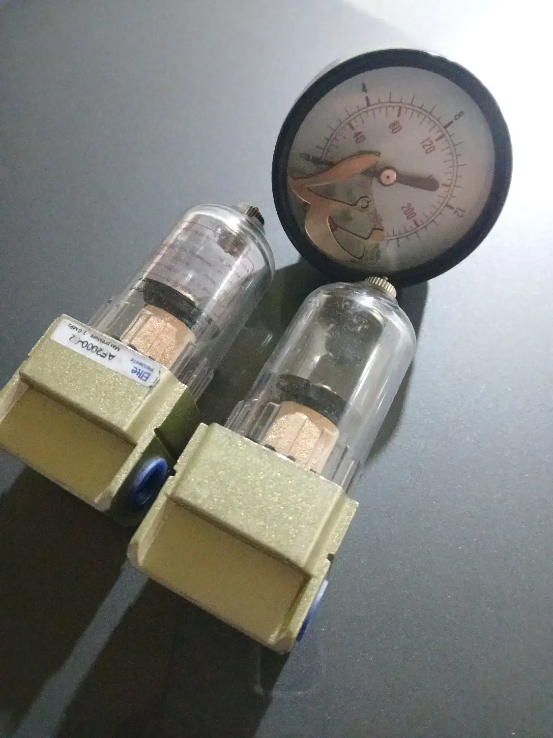 گِیج باد . رطوبت گیر|خودرو کلاسیک|کرج, فاز ۴ مهرشهر|دیوار