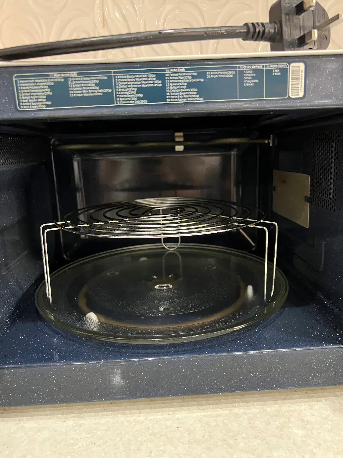 مایکروویو ۲۵ لیتری سامسونگ اصل|اجاق گاز و لوازم برقی پخت‌وپز|چابهار, |دیوار