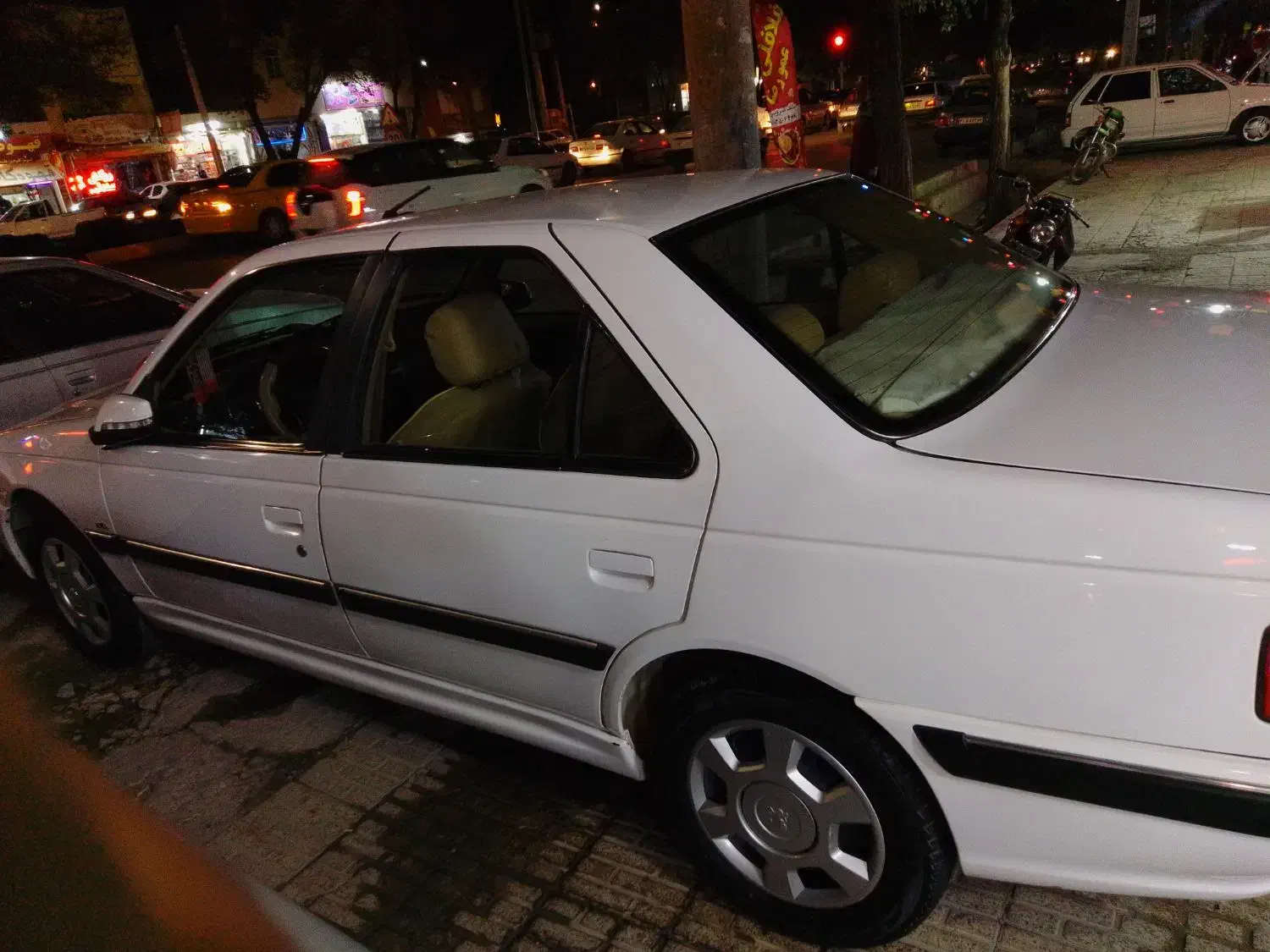 پژو پارس|خودرو سواری و وانت|شهرضا, |دیوار