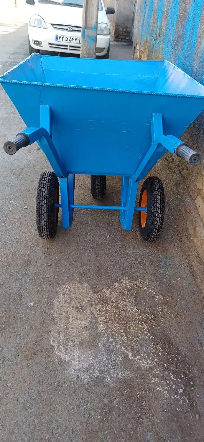 فرغون بزرگ|ابزارآلات|مشهد, شهید آوینی|دیوار