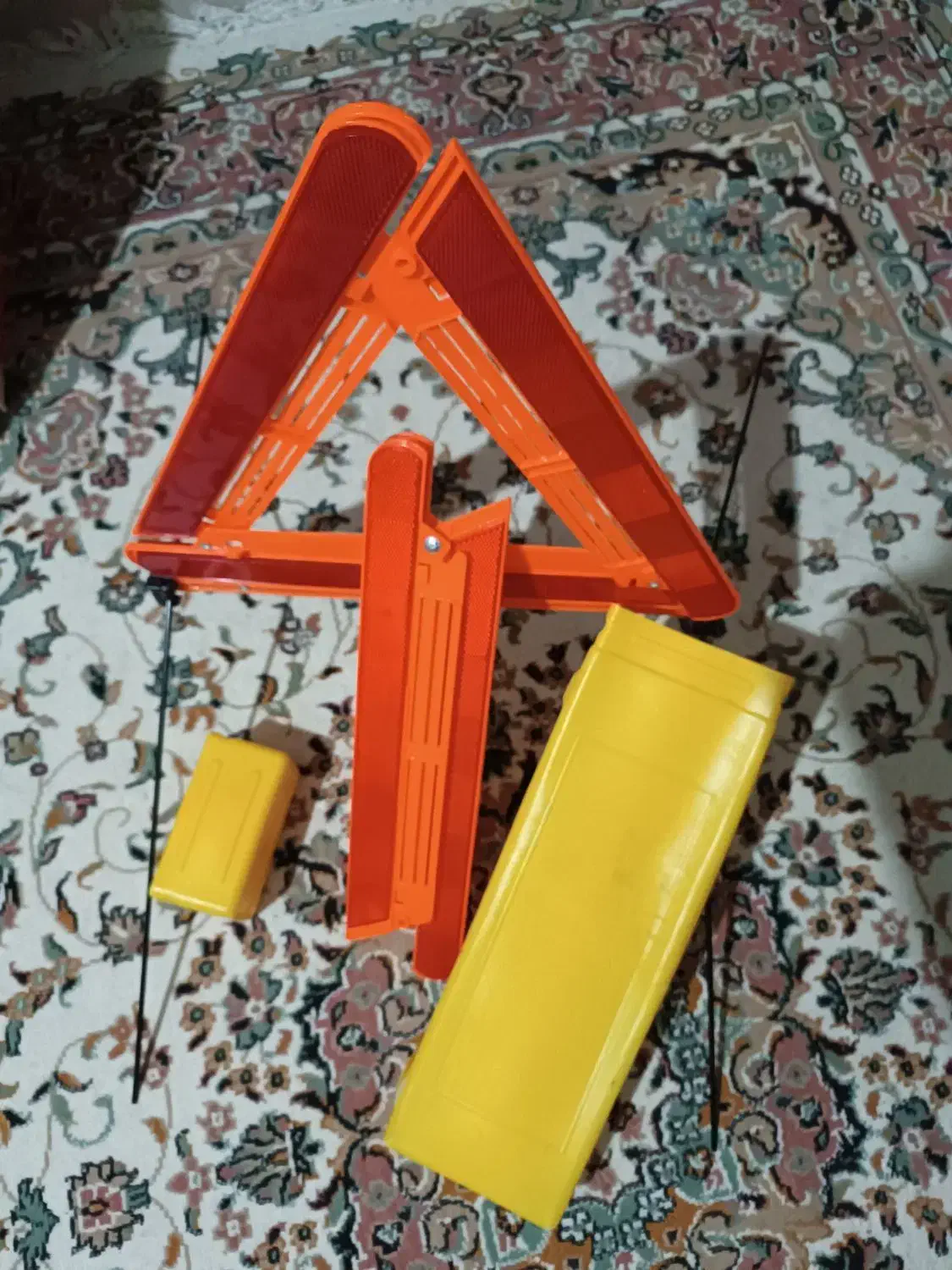 مثلت خطر نو|ابزارآلات|کرمانشاه, |دیوار