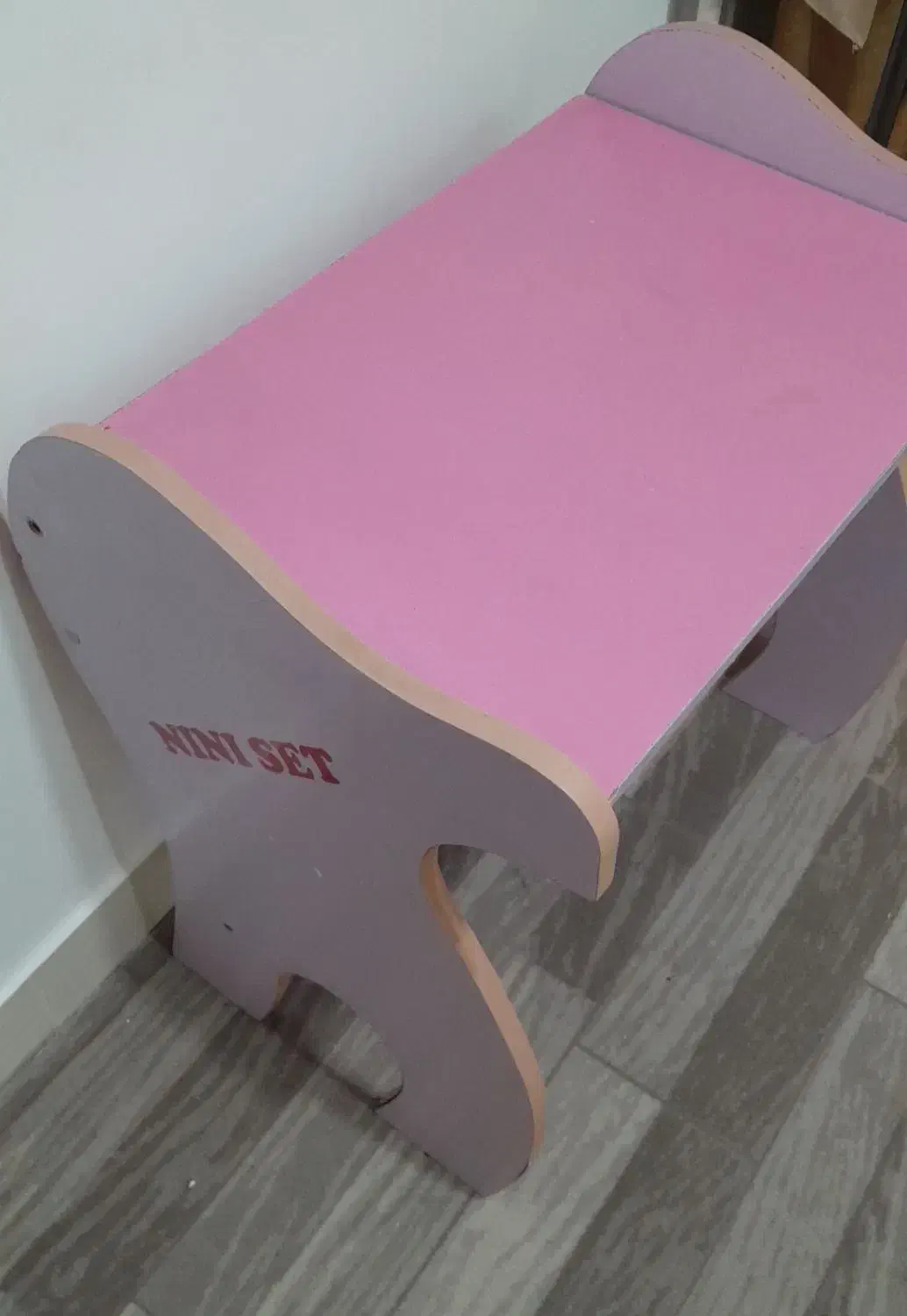 میز تحریر|میز تحریر و کامپیوتر|رشت, شهرک شهید مفتح|دیوار