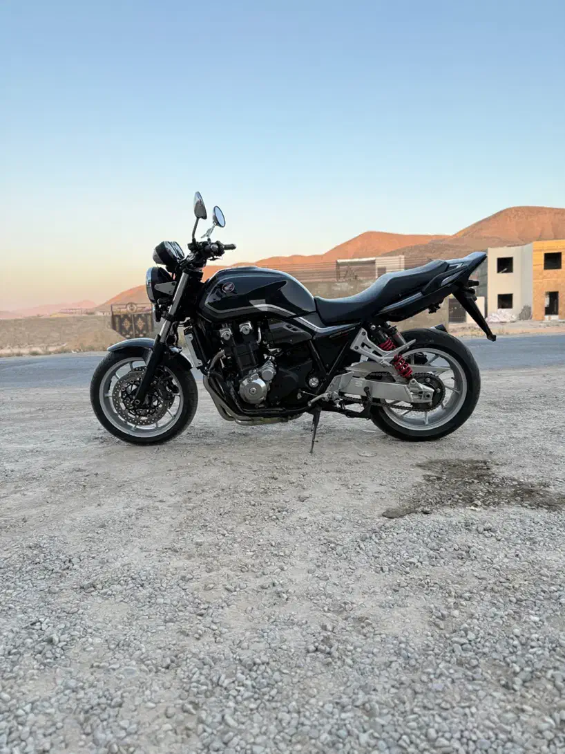 Cb1300 2019 سند تملیک|موتورسیکلت|تهران, سهروردی|دیوار