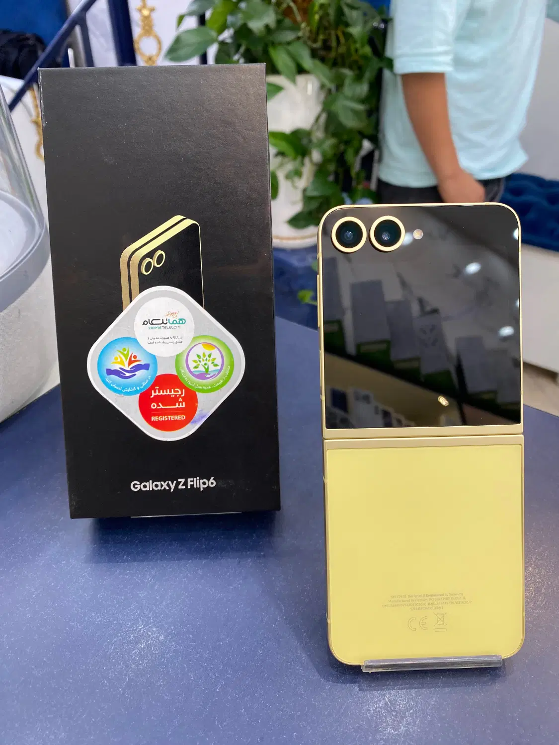 Samsung Z Flip6 256GB گوشی خاص، مناسب افراد خاص|موبایل|کرج, گوهردشت|دیوار