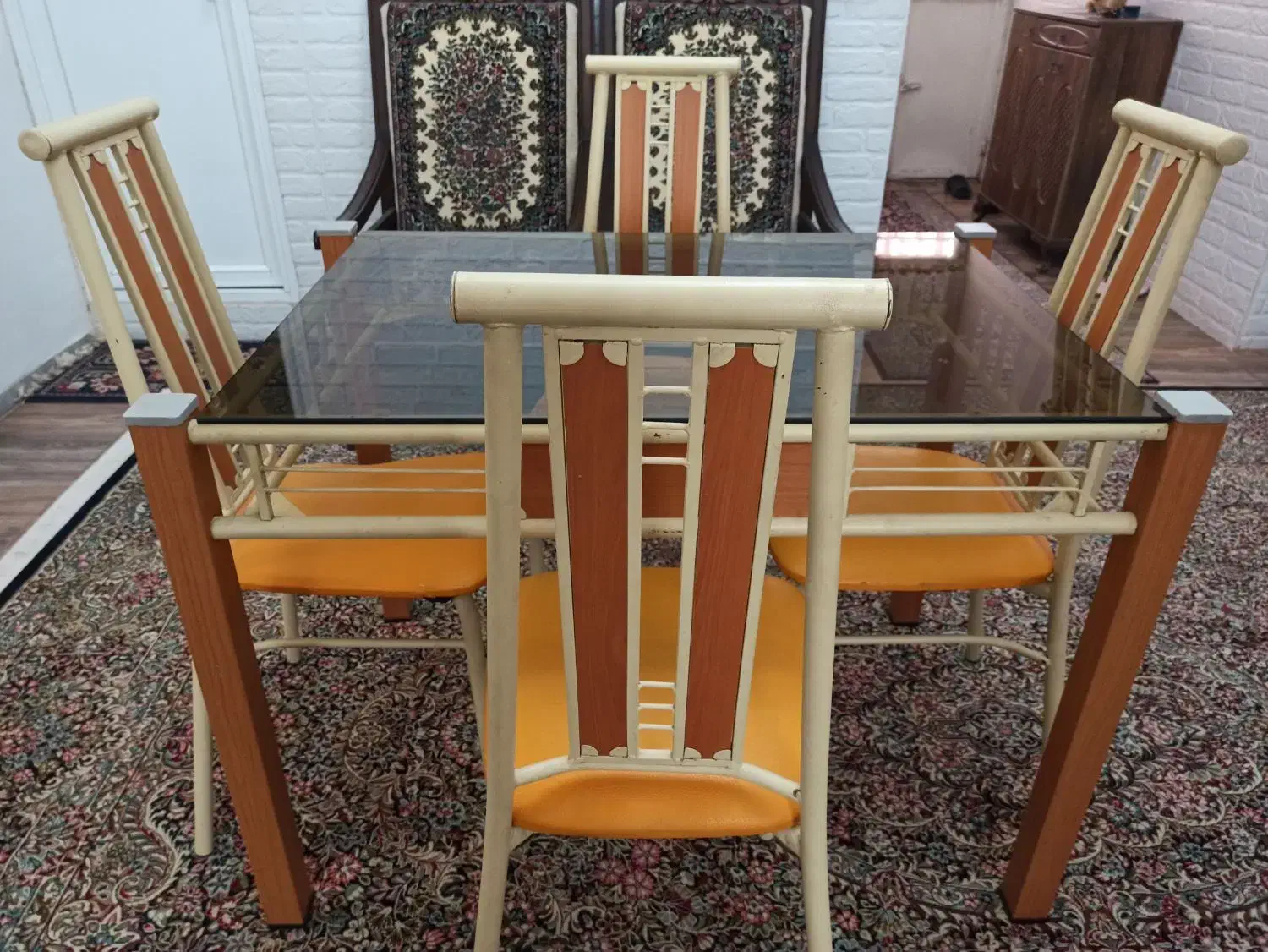 میز اشپزخانه ۴نفره|میز و صندلی غذاخوری|جیرفت, |دیوار