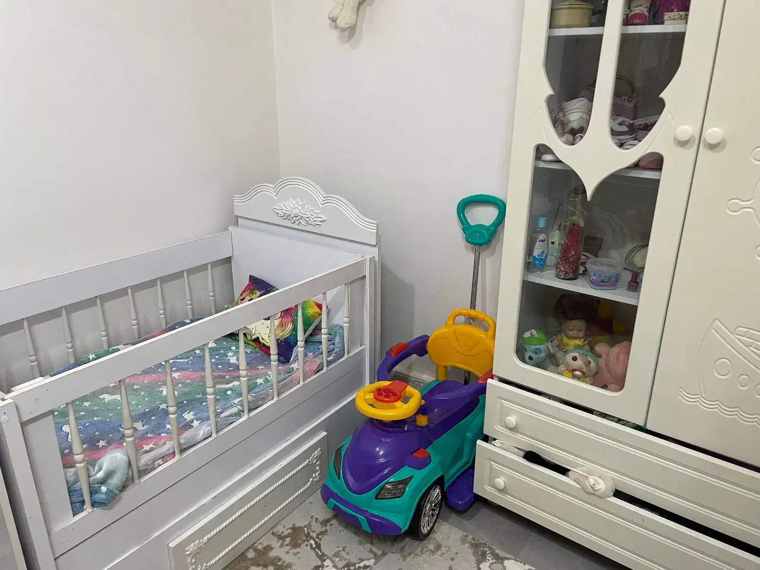 تخت کودک همراه تشک|تخت و سرویس خواب|تربت‌حیدریه, قاسم آباد|دیوار