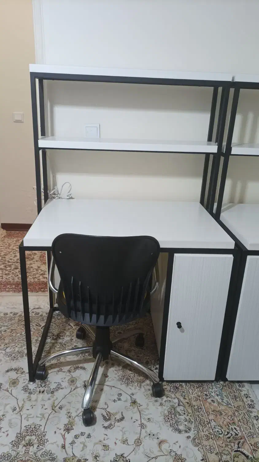 میز تحریر و کار استارتاپی|میز تحریر و کامپیوتر|پردیس, فاز ۸|دیوار