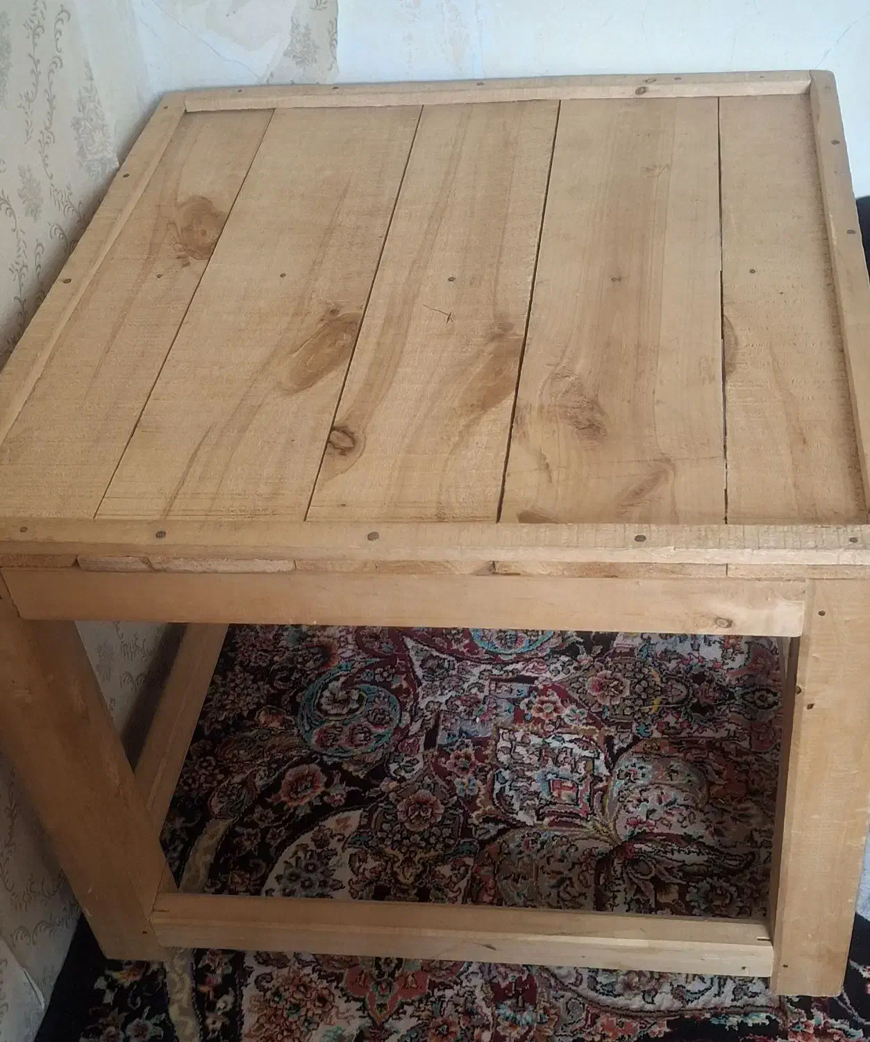 کرسی چوبی|مبلمان خانگی و میز عسلی|کرمانشاه, |دیوار