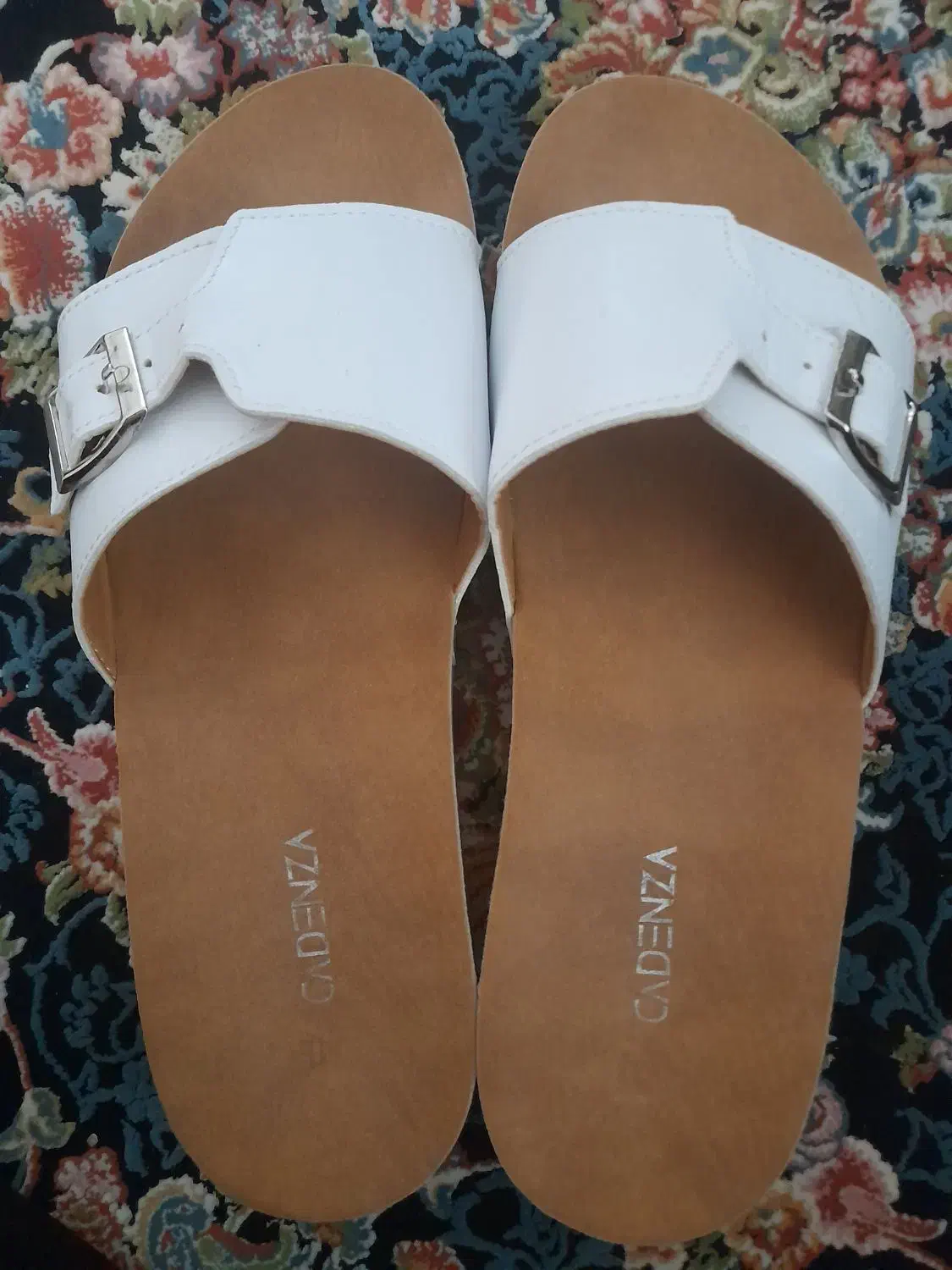 کفش نو|کیف، کفش، کمربند|قم, خداکرم|دیوار