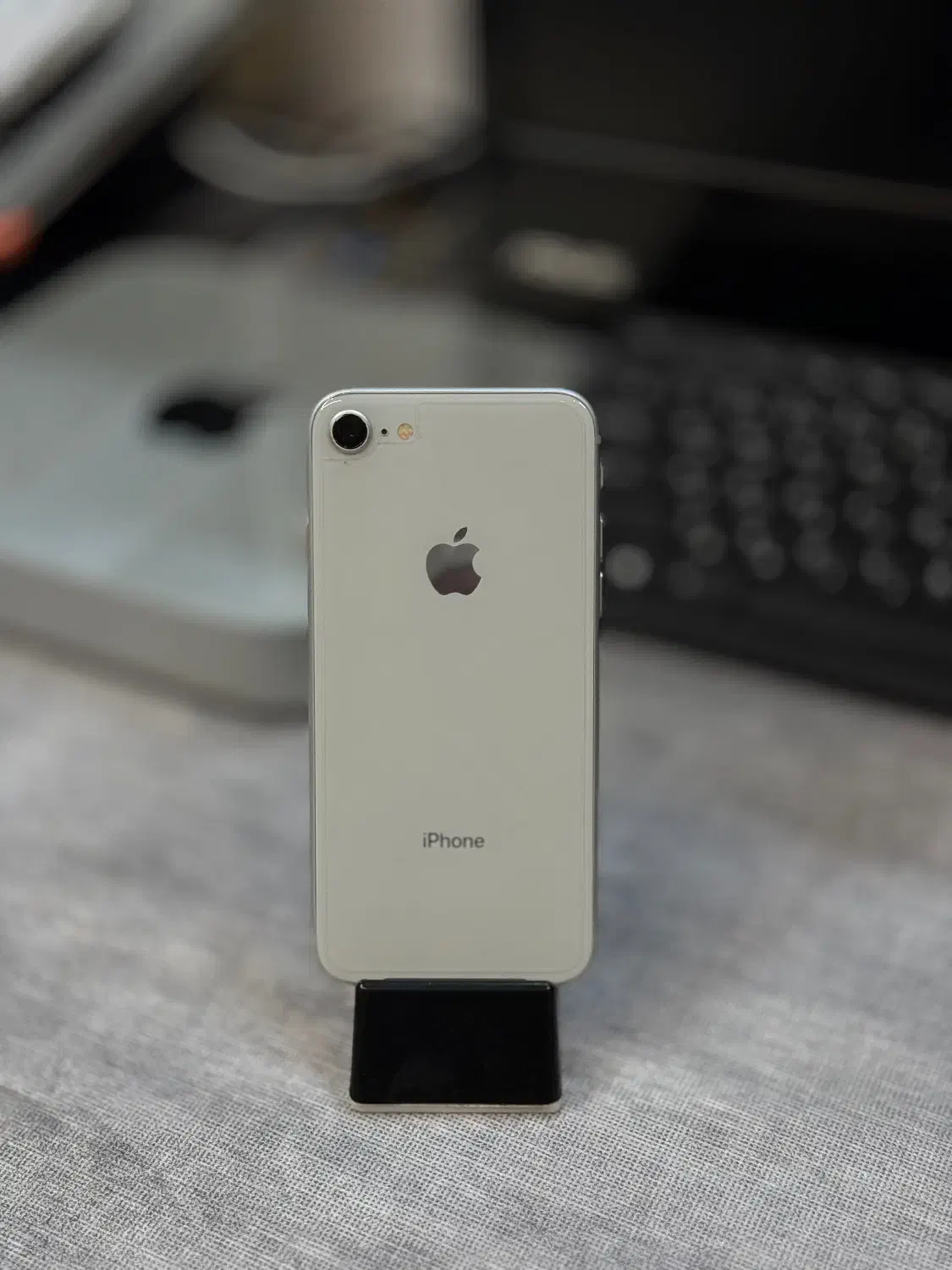 آیفون ۸ سفید ۶۴ گیگ در حد خیلی سالم LLA|موبایل|تهران, تهرانپارس غربی|دیوار